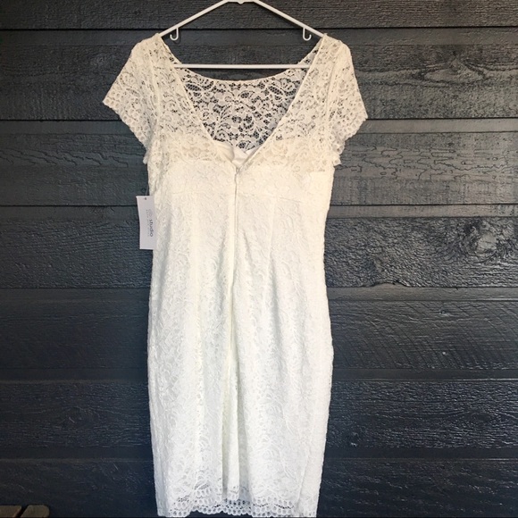 David’s Bridal Short Lace Wedding Dress - NWT - Picture 4 of 8